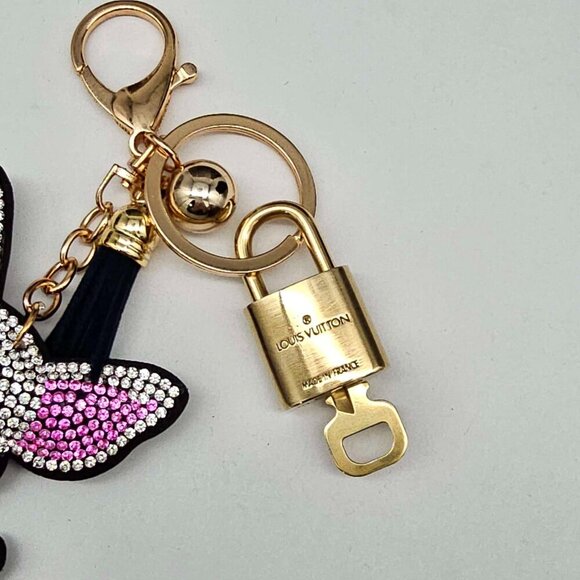 Authentic Louis Vuitton Lock & Key with unbranded Bagcharm, Keycharm 120625 - Picture 7 of 7